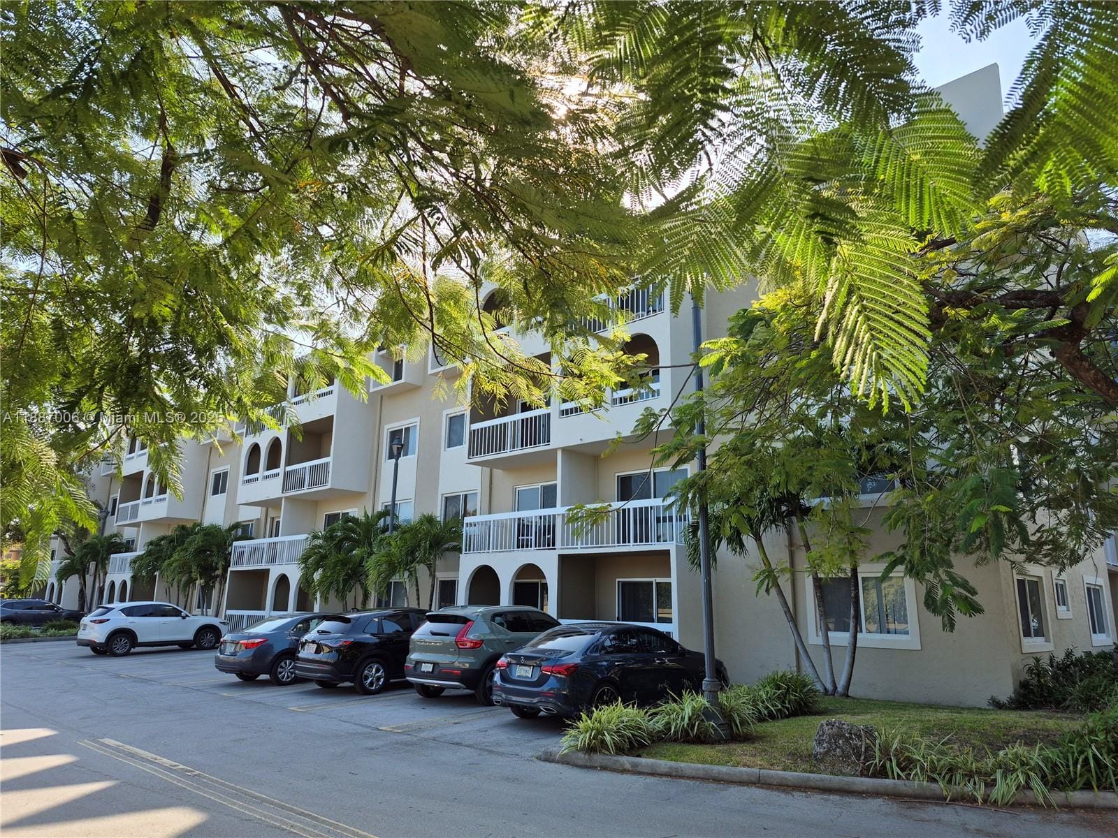 7703 Camino Real A112, Miami, FL 33143