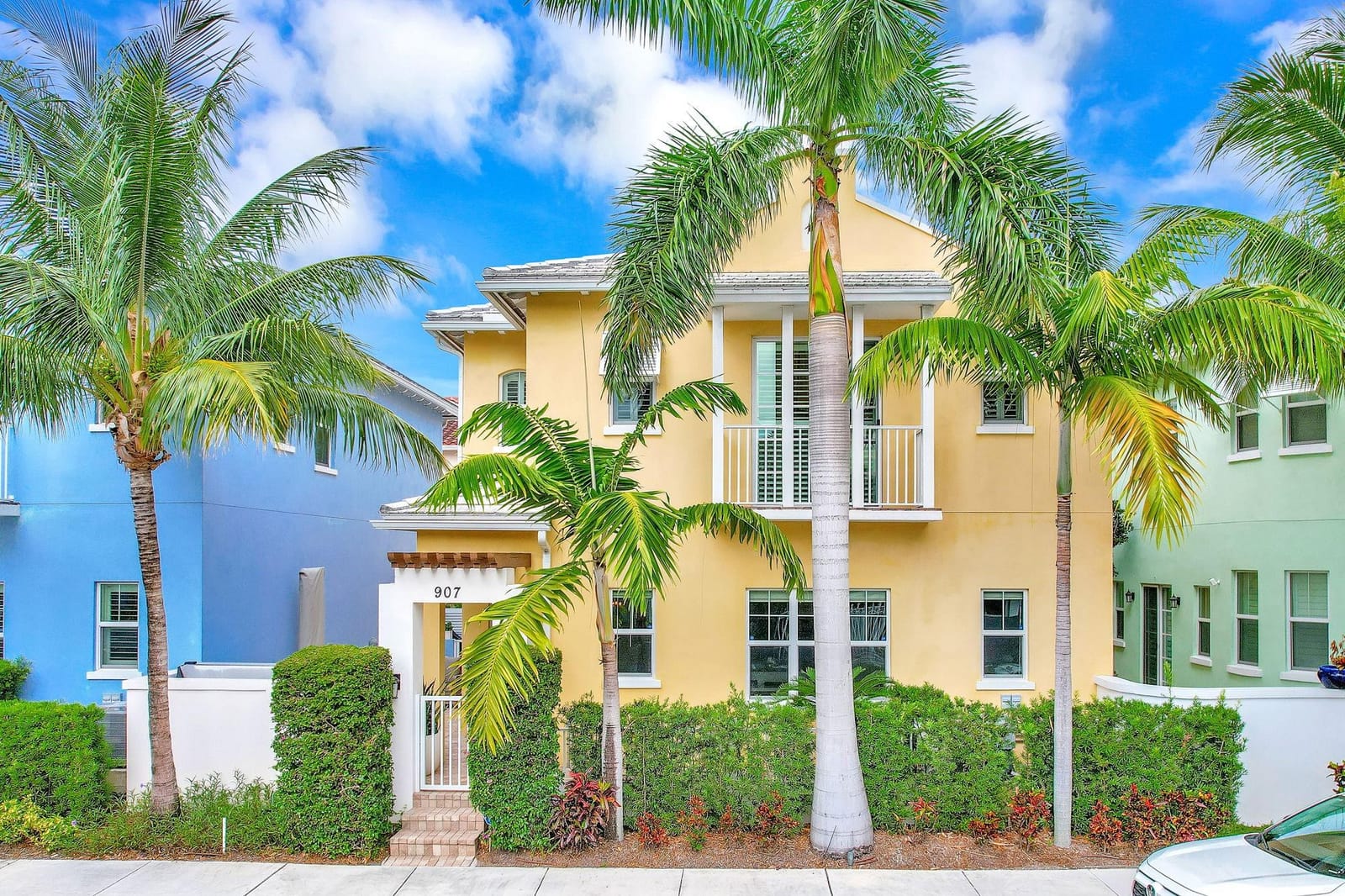 907 N Victoria Park Road, Fort Lauderdale, FL 33304
