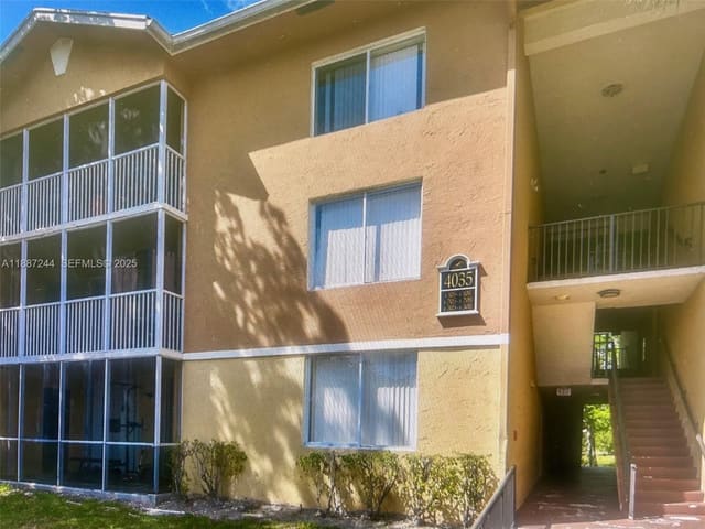 4035 W Mcnab Road F210, Windward Lakes, Pompano Beach, FL