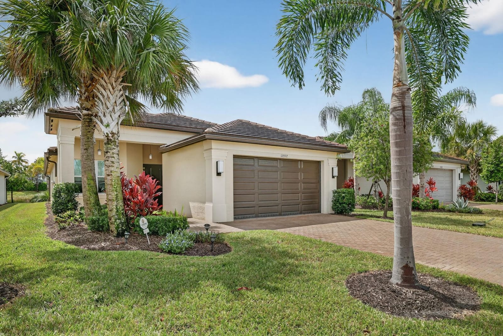 12222 SW Sea Springs Road — photo 2