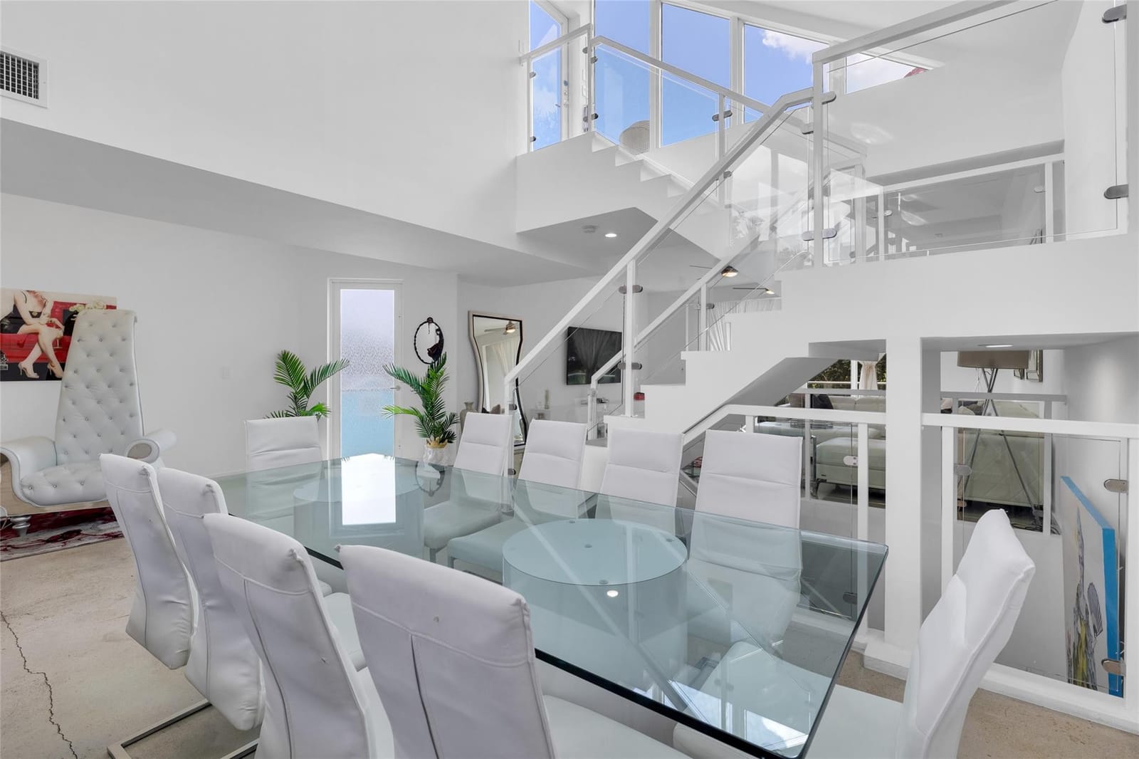 303 SW 9th Street — photo 8