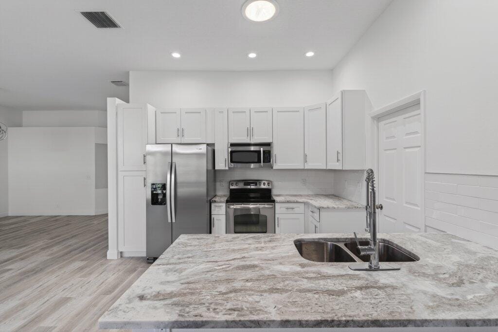 23425 Torre Circle — photo 8