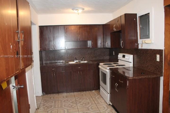 4451 SW 21st Street, West Park, FL 33023 photo 7