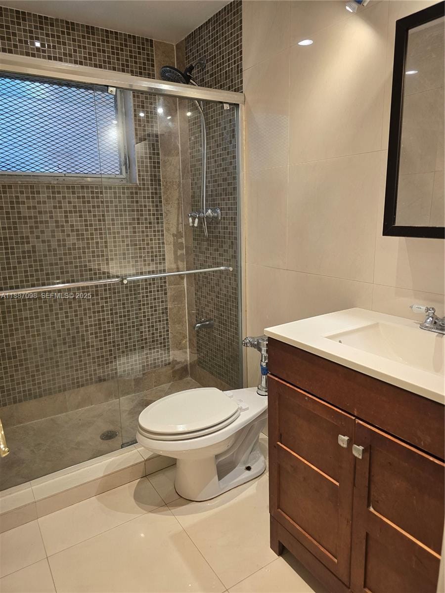 835 Meridian Avenue 4 — photo 9