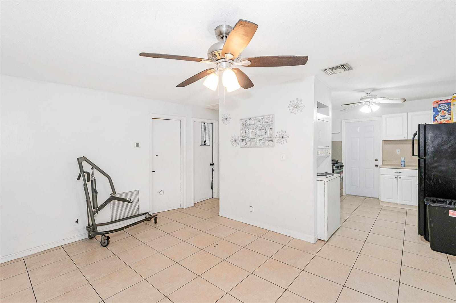 404 NE 4th Street — photo 11