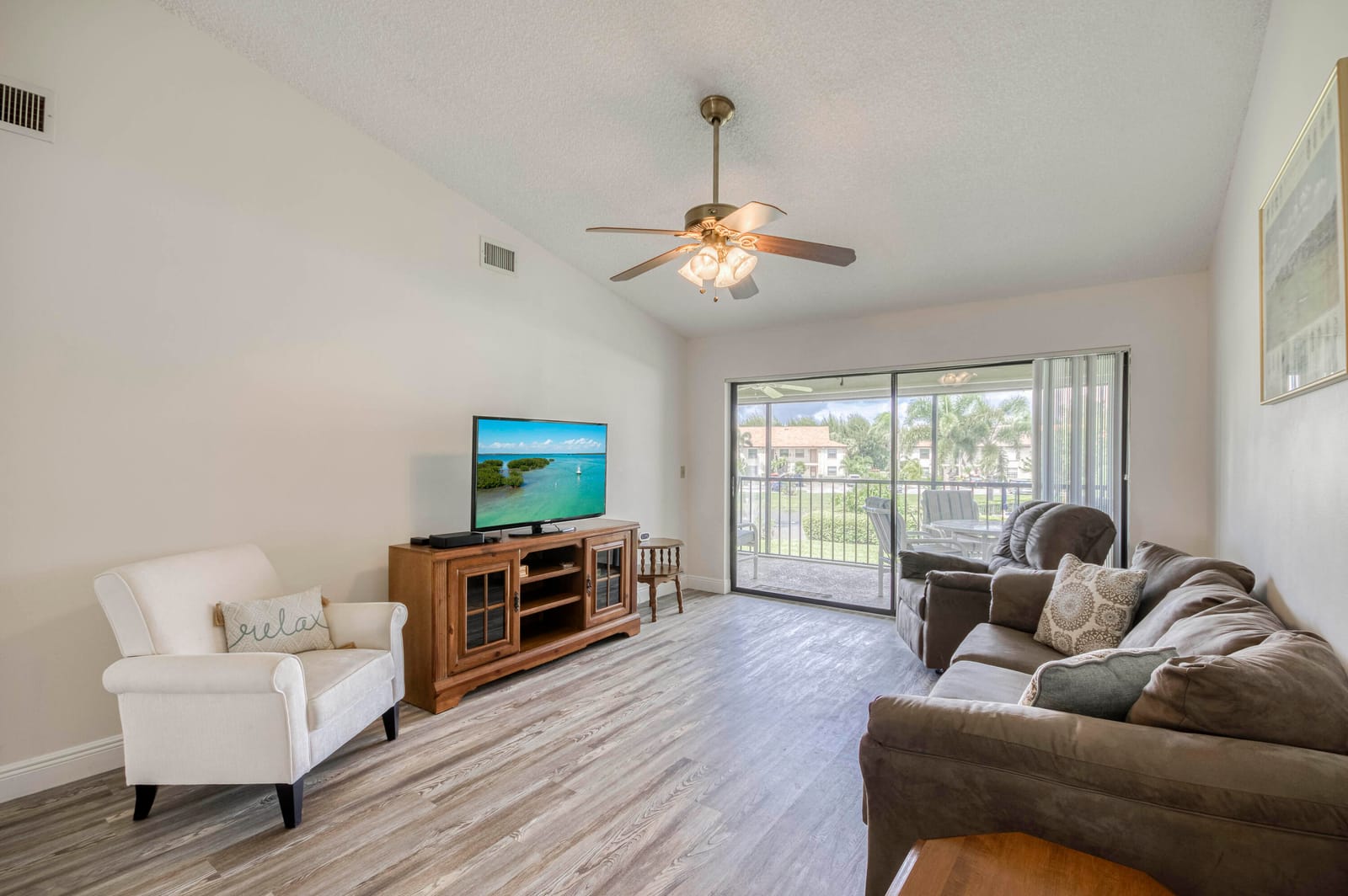 1102 Pinecrest Circle A, Jupiter, FL 33458 photo 4