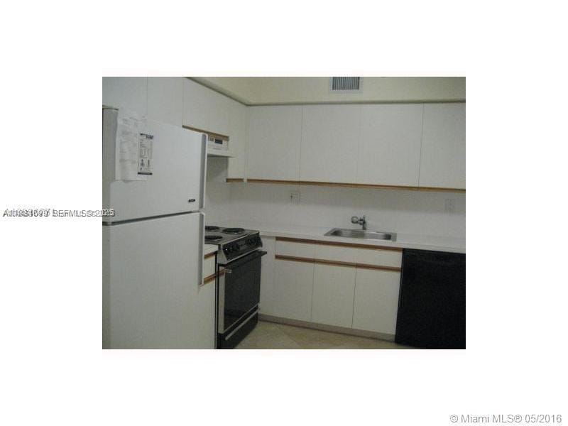 3400 NE 192nd Street 2103 — photo 8
