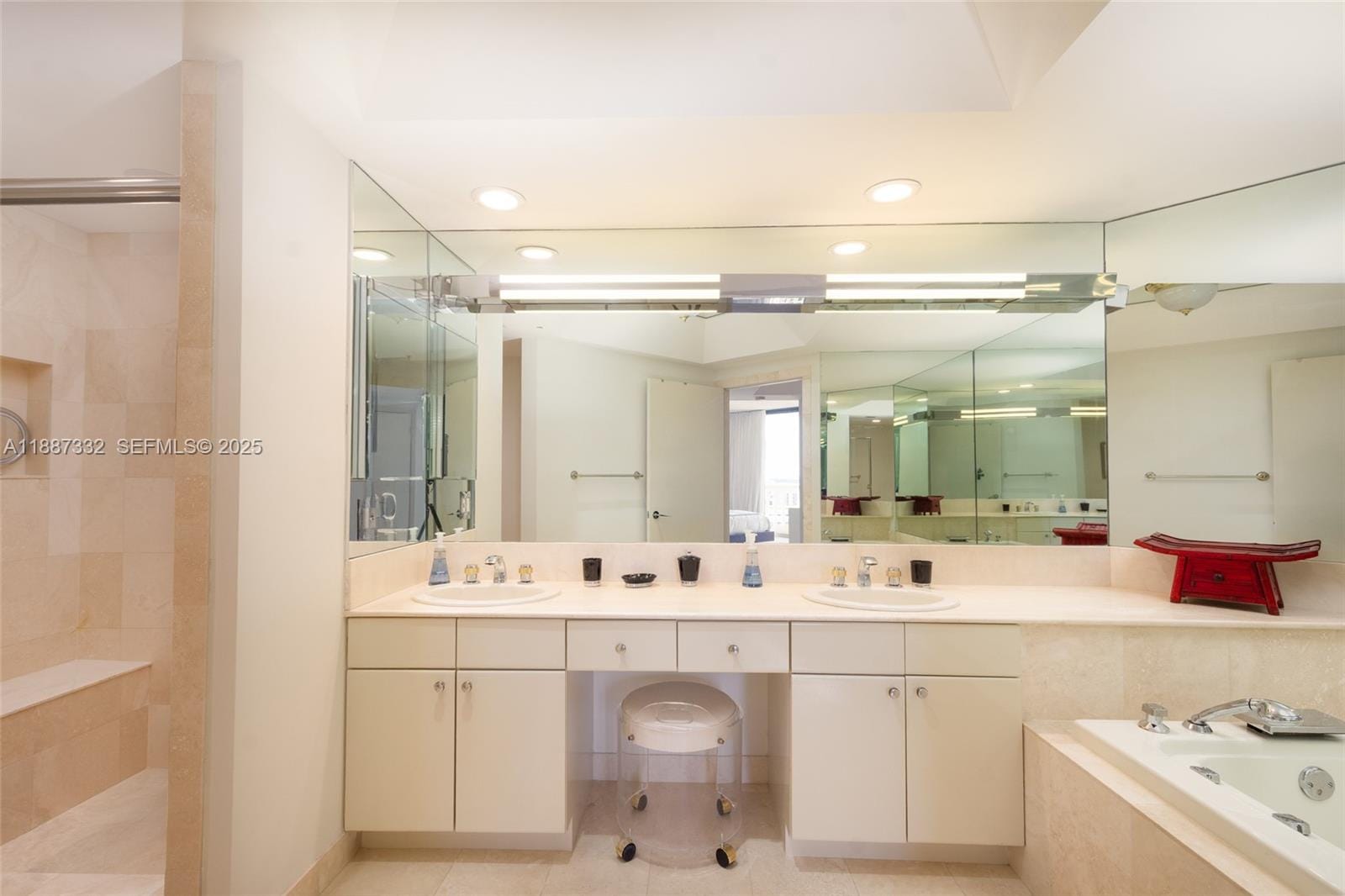 2000 Island Boulevard 1002, Aventura, FL 33160 photo 14