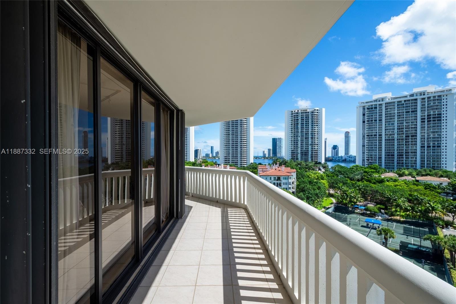 2000 Island Boulevard 1002, Aventura, FL 33160 photo 20