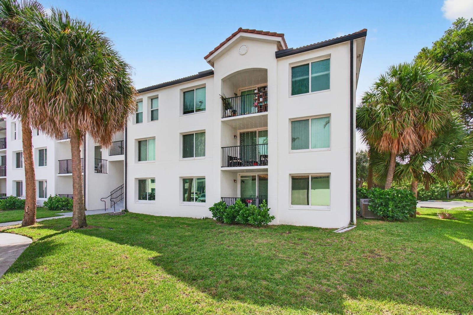 1202 Villa Circle, Boynton Beach, FL 33435 photo 3