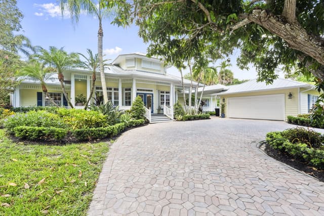 104 Abbie Court, Sewalls Point, FL 34996
