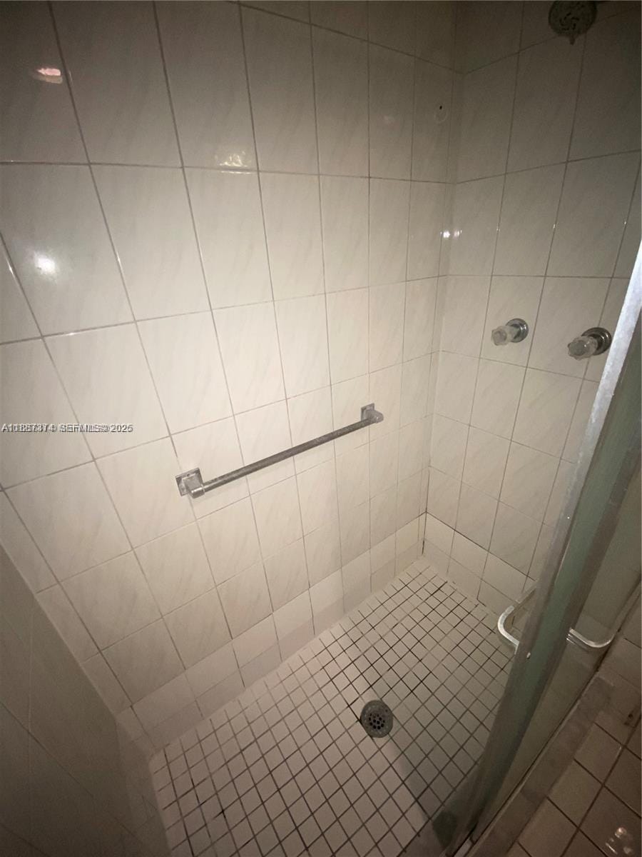 6911 Environ Boulevard 2L, Lauderhill, FL 33319 photo 14