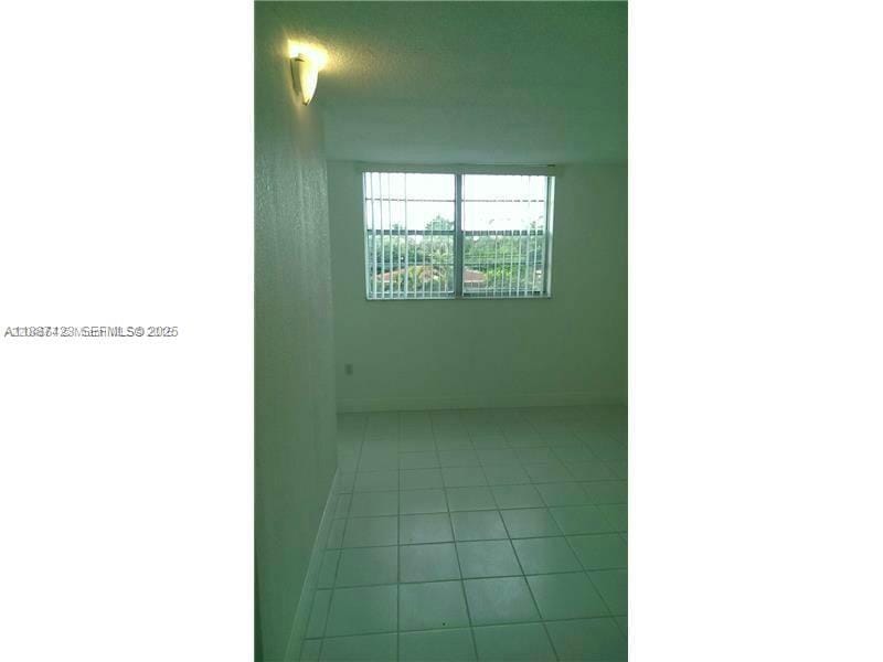 1251 NE 108th Street 212, Miami, FL 33161 photo 11