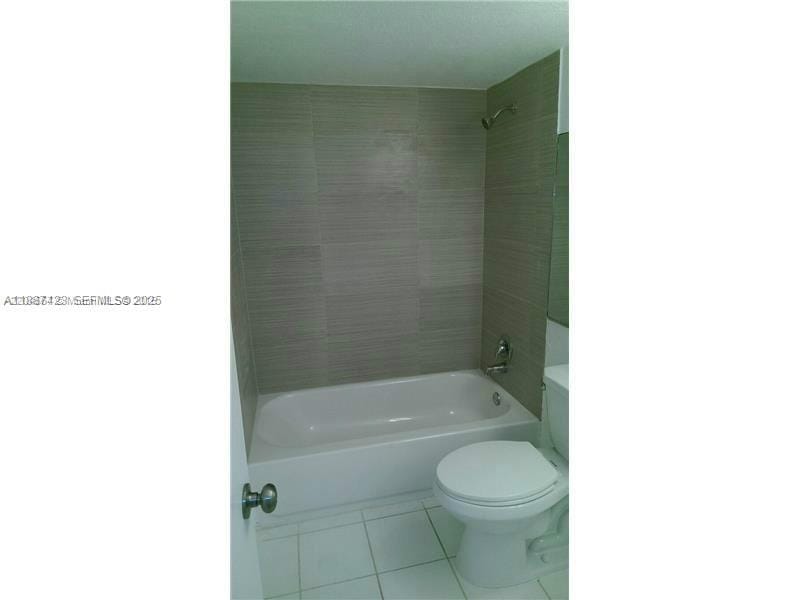 1251 NE 108th Street 212, Miami, FL 33161 photo 13