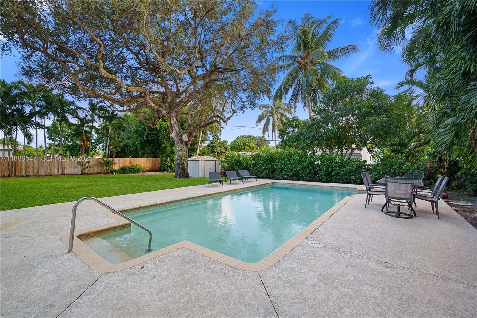 370 NE 159th Street, Miami, FL 33162 photo 28