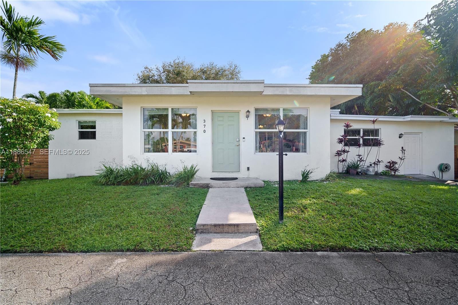 370 NE 159th Street, Miami, FL 33162 photo 4