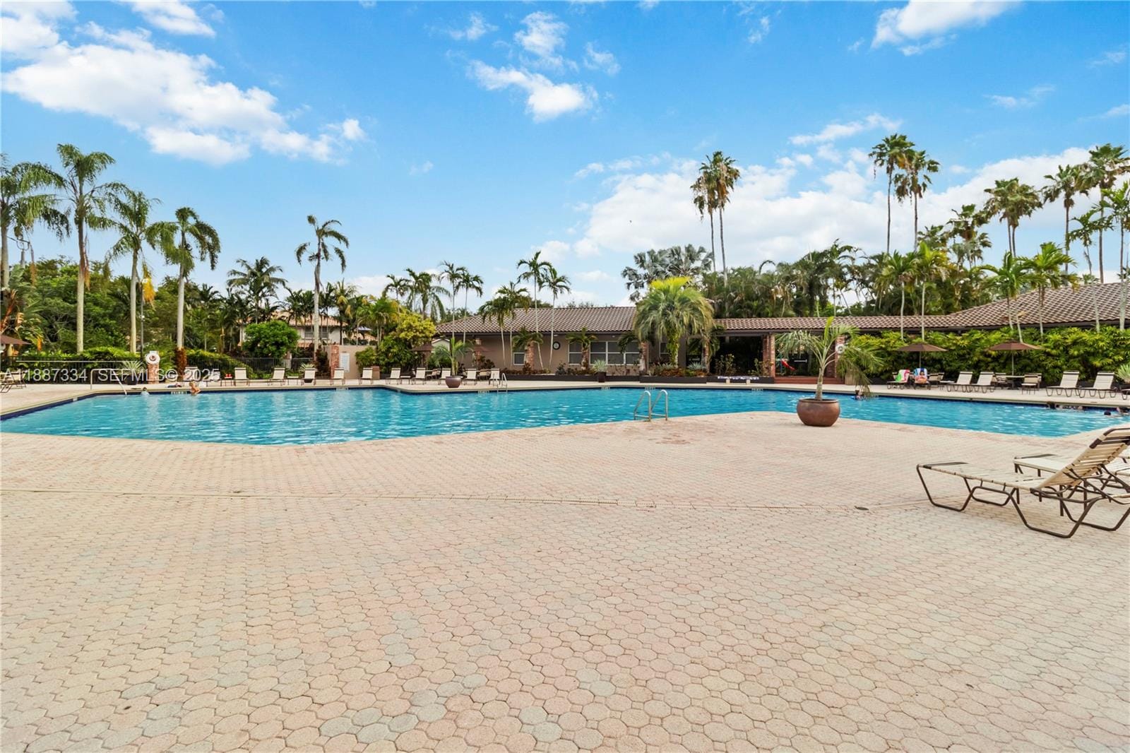 10741 N Saratoga Drive, Cooper City, FL 33026 photo 23