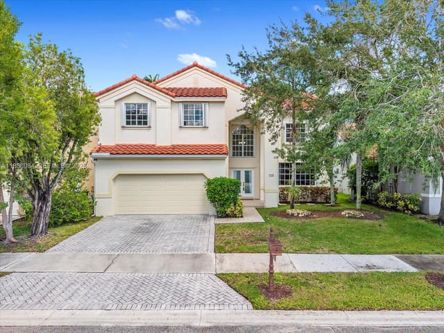 126 Cameron Court, Weston, FL 33326