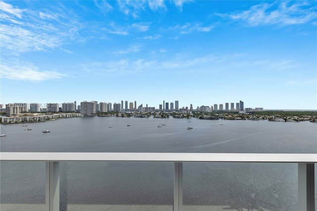 17111 Biscayne Boulevard 1709, North Miami Beach, FL 33160