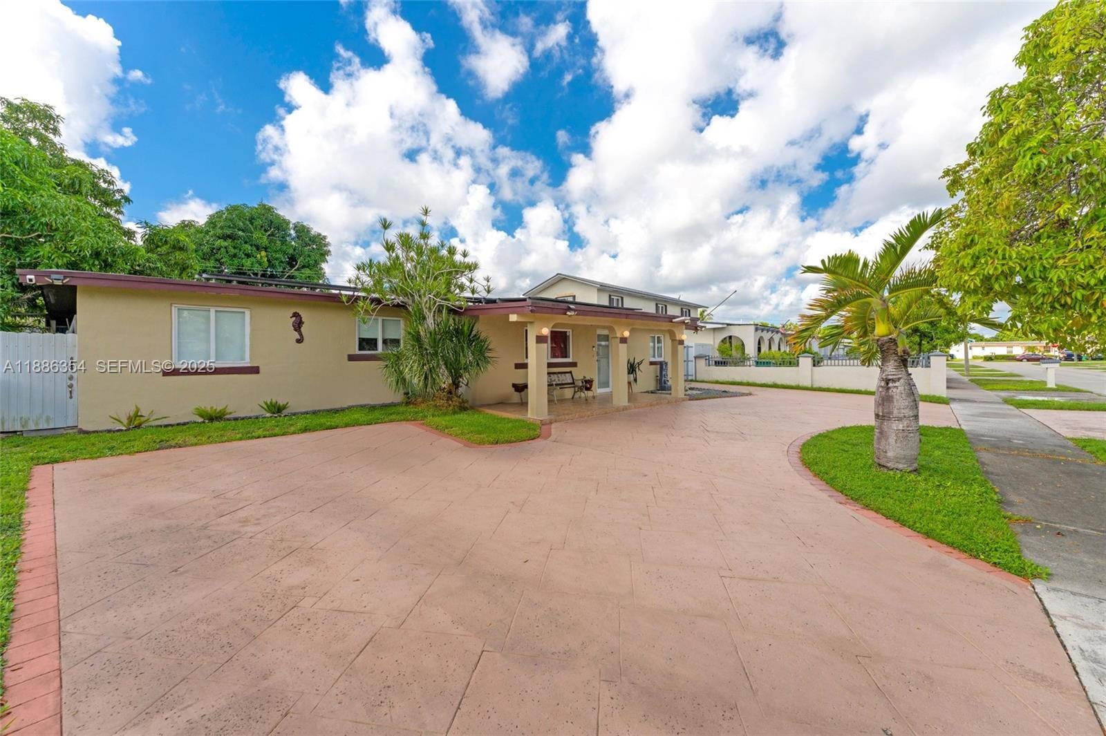 10920 SW 41st Street, Miami, FL 33165 photo 2