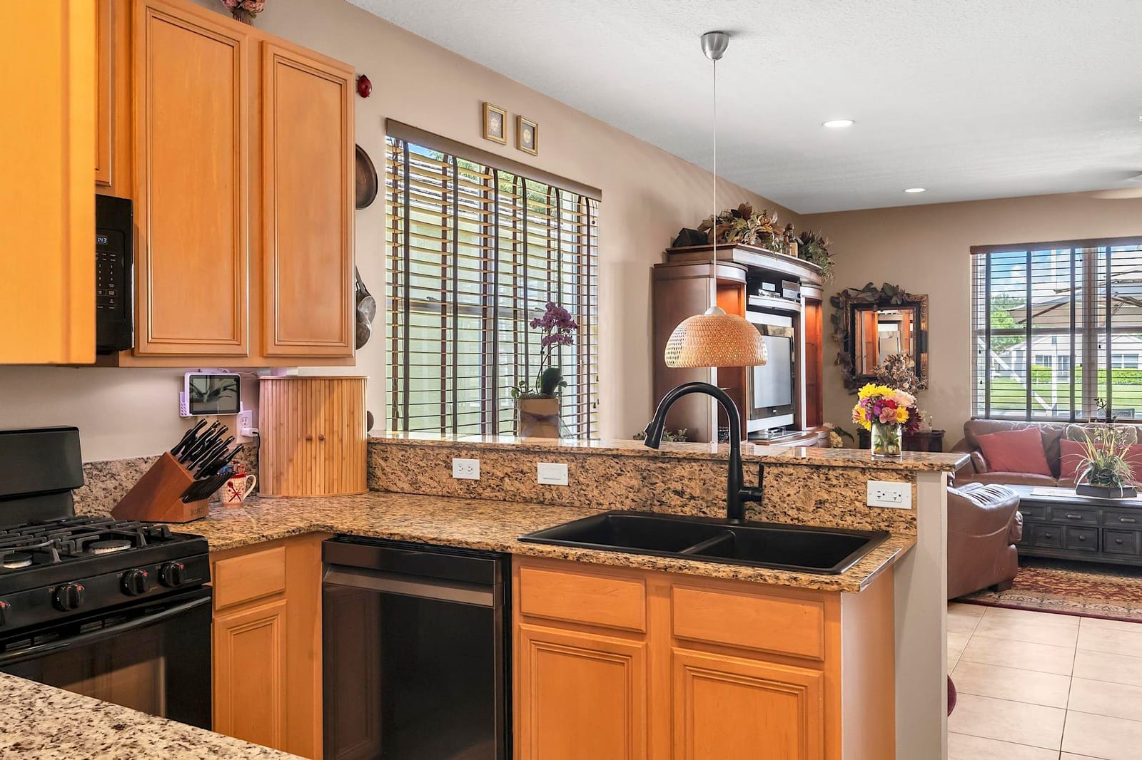 130 Hamilton Terrace, Royal Palm Beach, FL 33414 photo 23