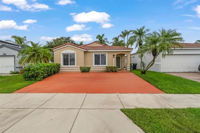 17482 SW 143rd Place, Miami, FL 33177