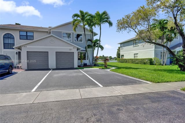 450 NW 106th Terrace, Pembroke Pines, FL 33026