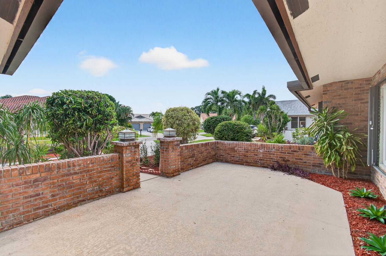 17350 Spring Tree Lane, Boca Raton, FL 33487 photo 10