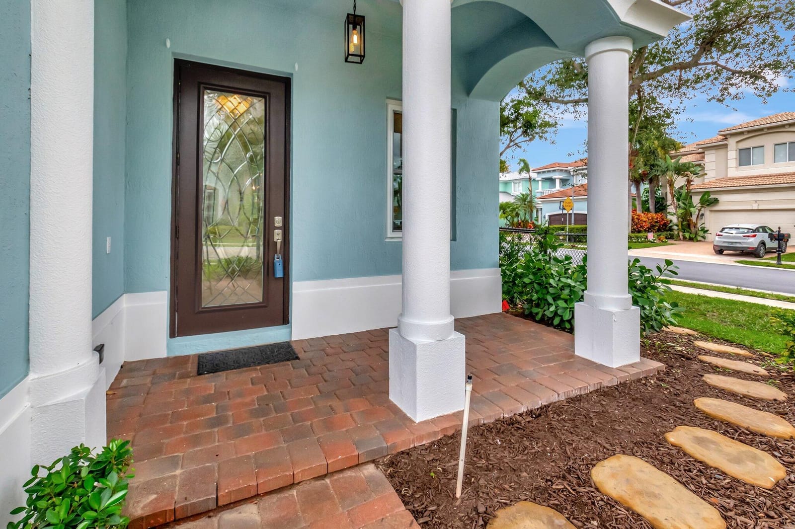 40 Country Lake Circle — photo 4
