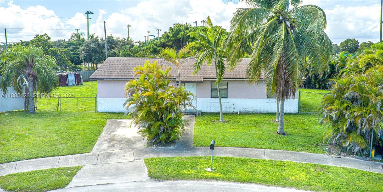 10274 SW 169th Terrace, Miami, FL 33157
