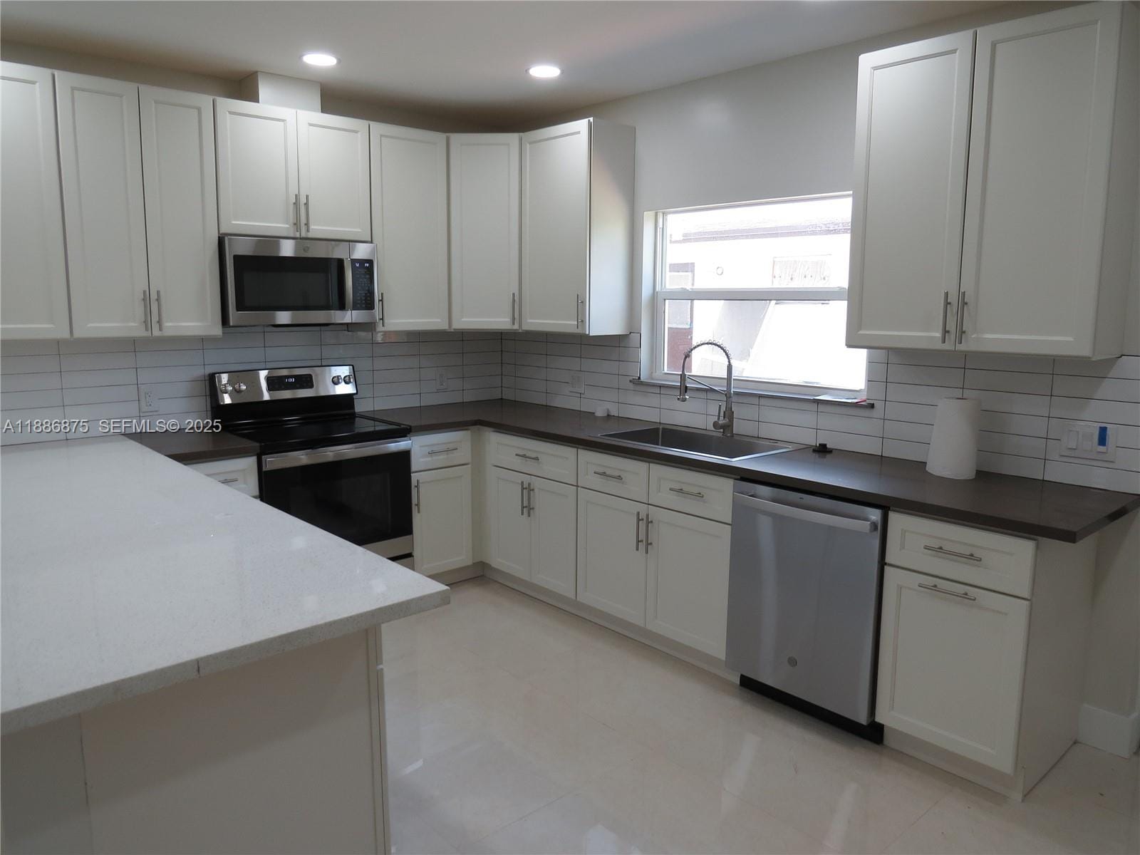 1671 SW 44th Terrace, Fort Lauderdale, FL 33317 photo 12