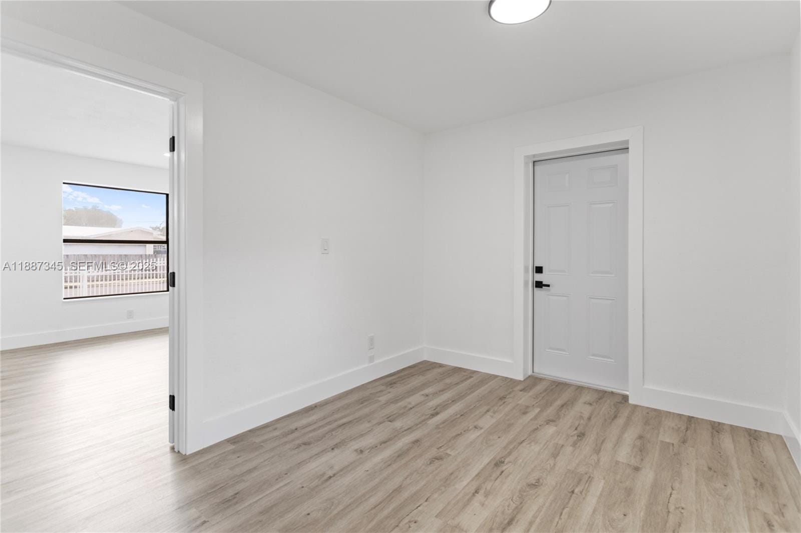 11301 SW 177th Street — photo 2