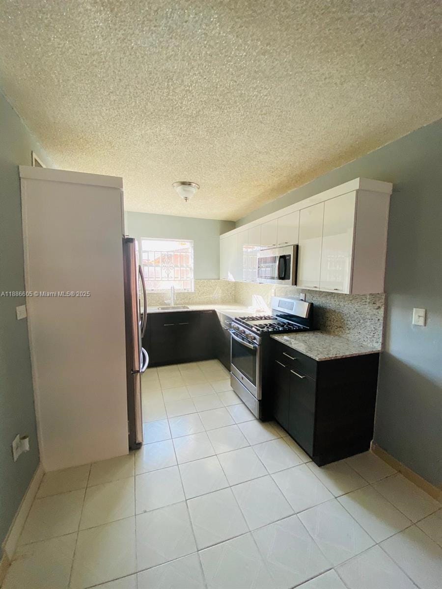 1281 W 29th Street 8 — photo 6