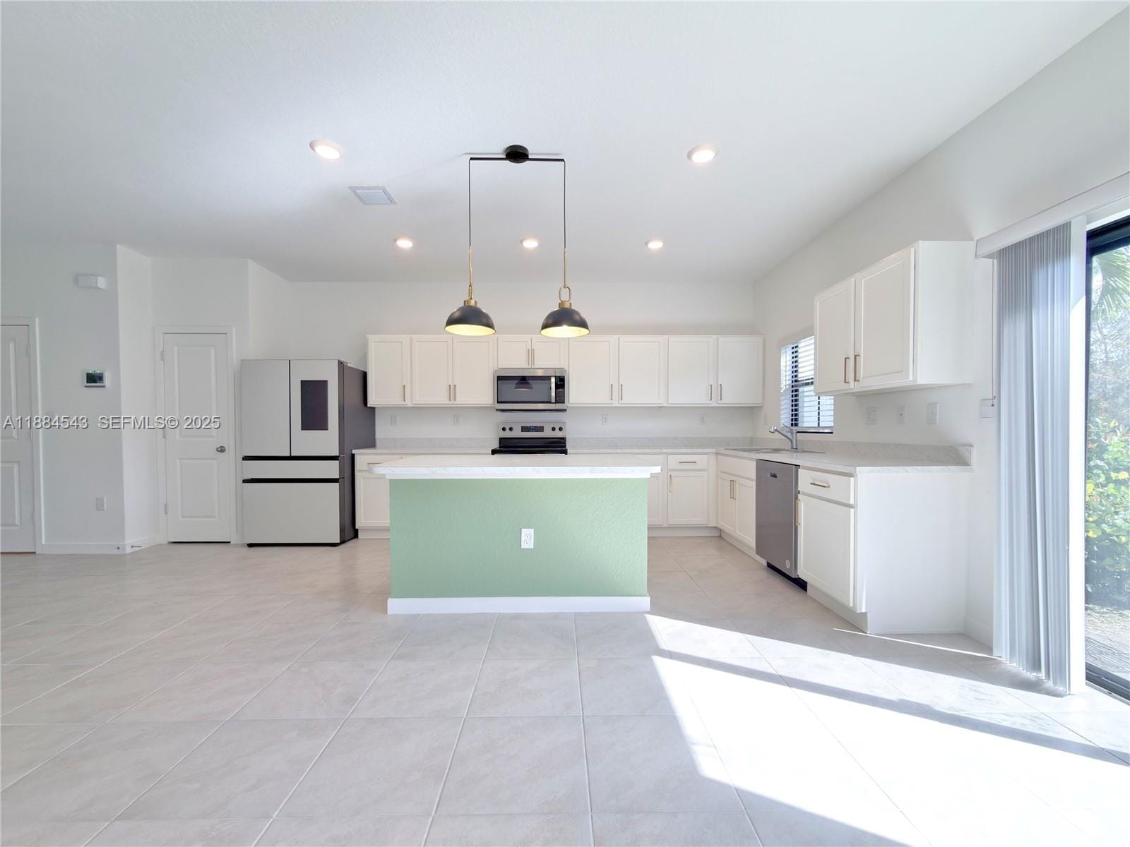 848 NW 3rd Way, Pompano Beach, FL 33060 photo 5