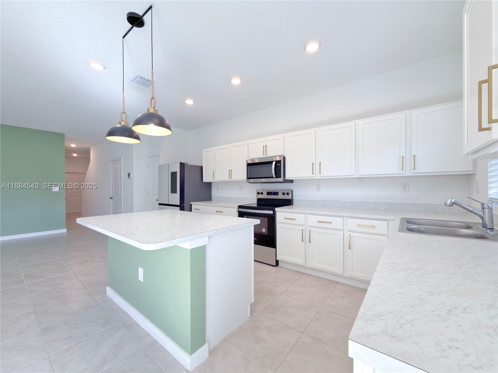 848 NW 3rd Way, Pompano Beach, FL 33060 photo 6