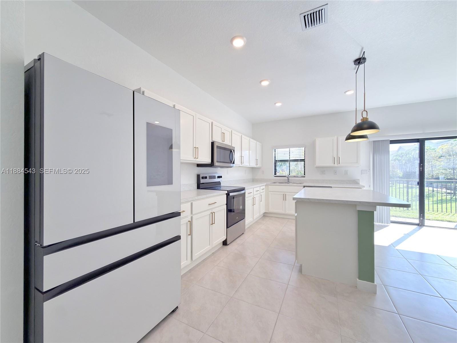 848 NW 3rd Way, Pompano Beach, FL 33060 photo 8