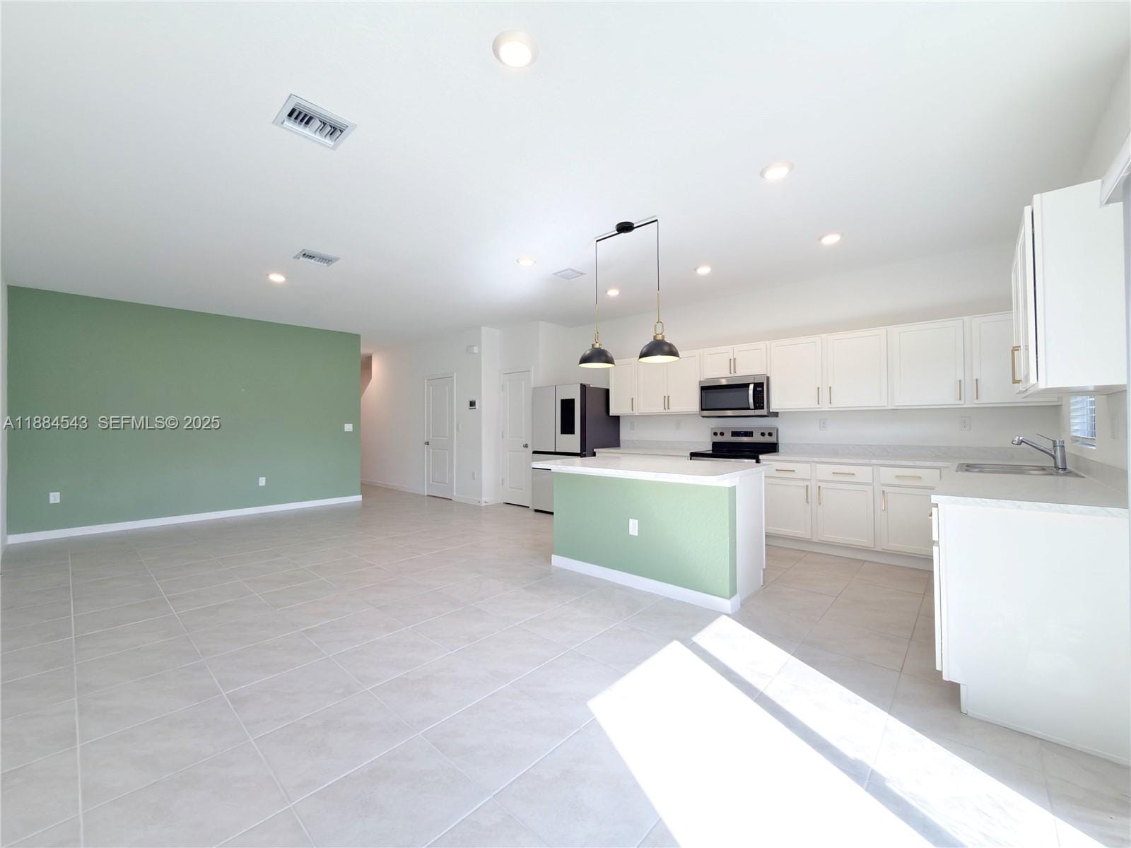 848 NW 3rd Way, Pompano Beach, FL 33060 photo 10
