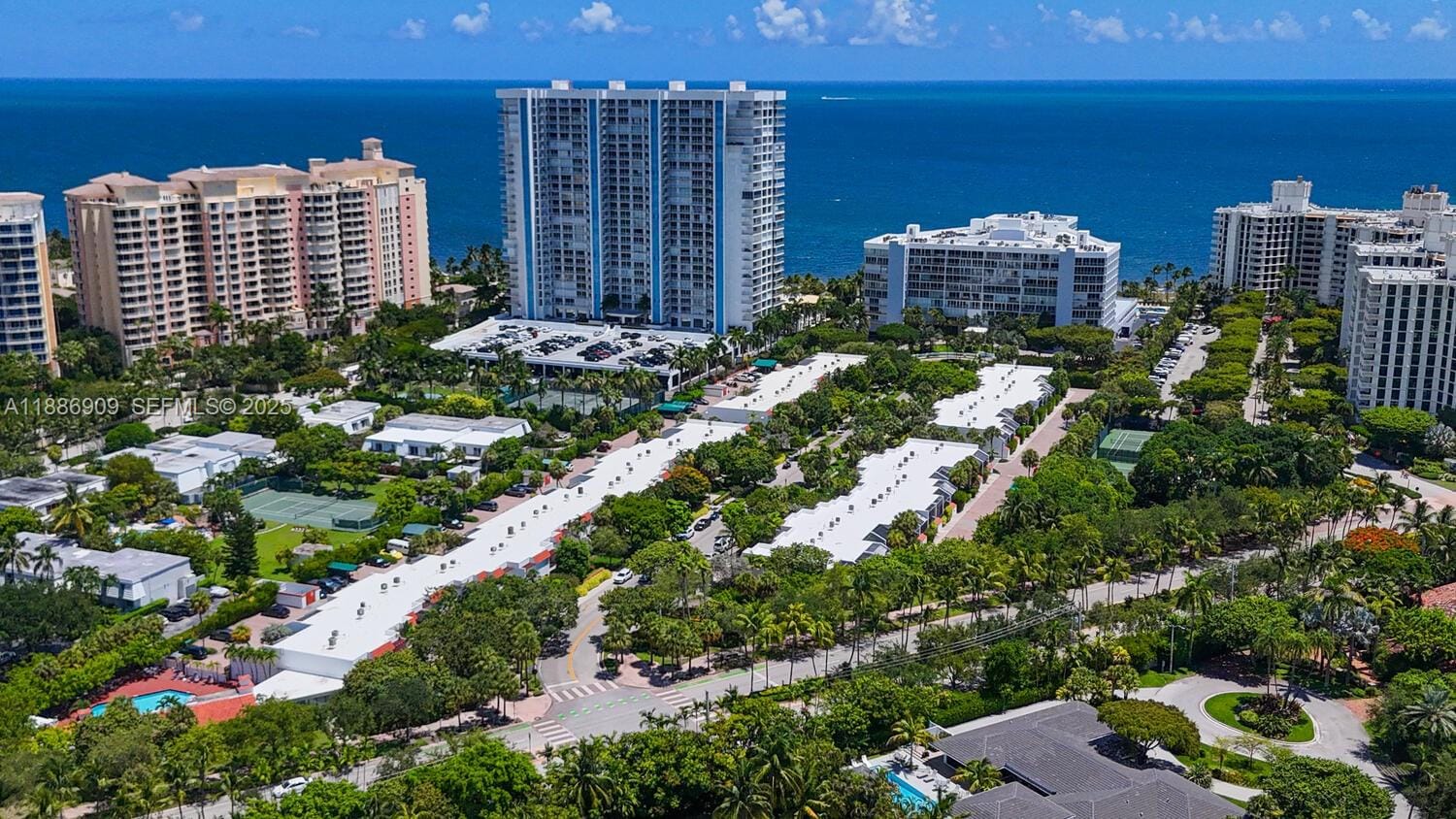 450 Grapetree Drive 313, Key Biscayne, FL 33149 photo 30