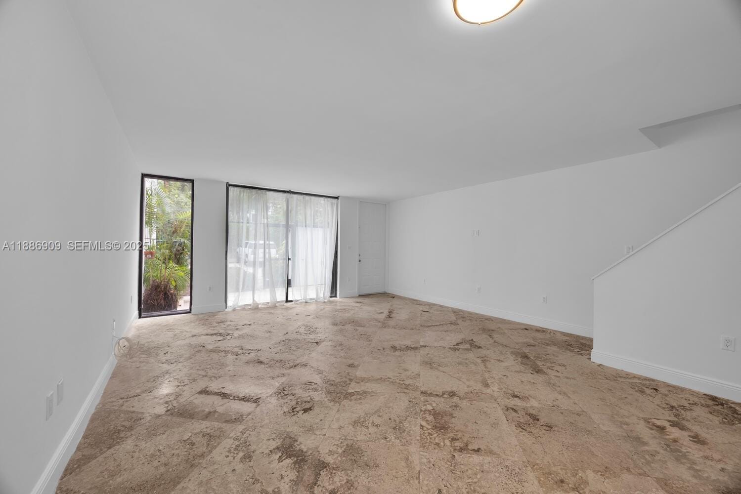 450 Grapetree Drive 313, Key Biscayne, FL 33149 photo 8