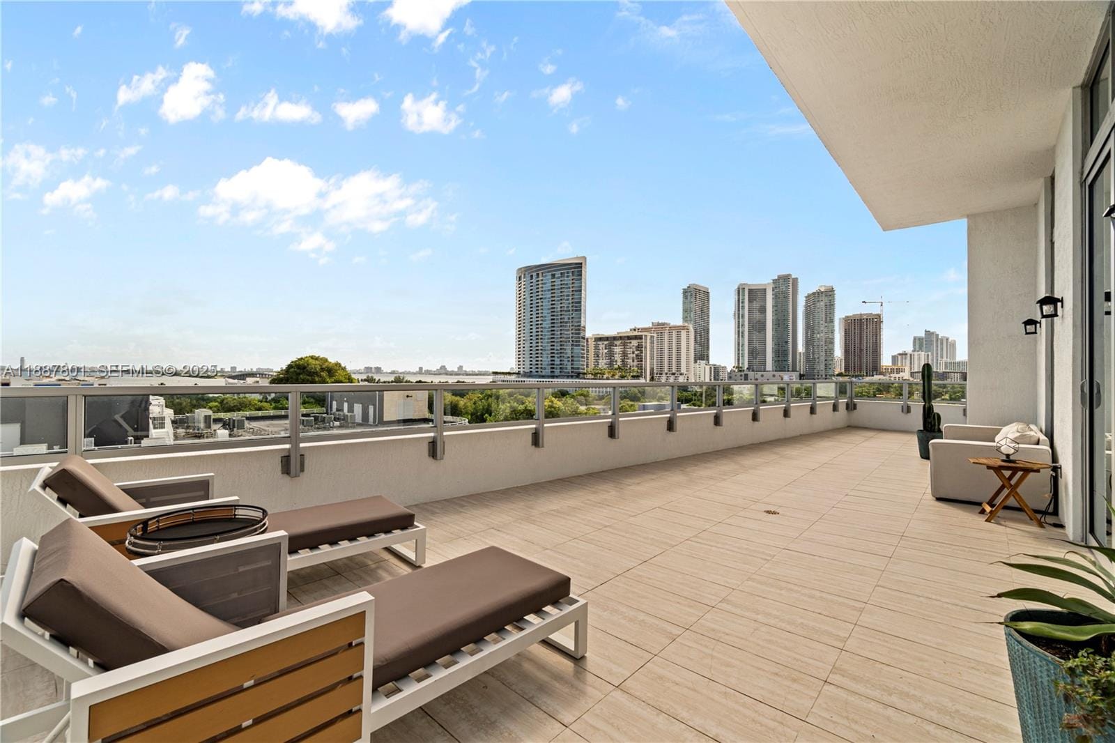3900 Biscayne Boulevard 614