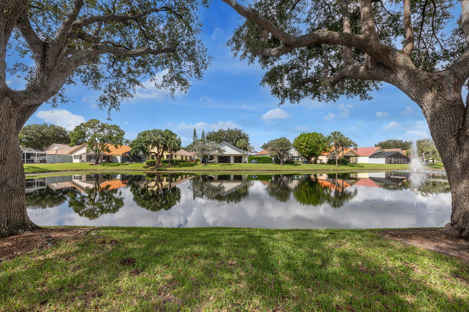 186 Temple Avenue, Boynton Beach, FL 33436 photo 2
