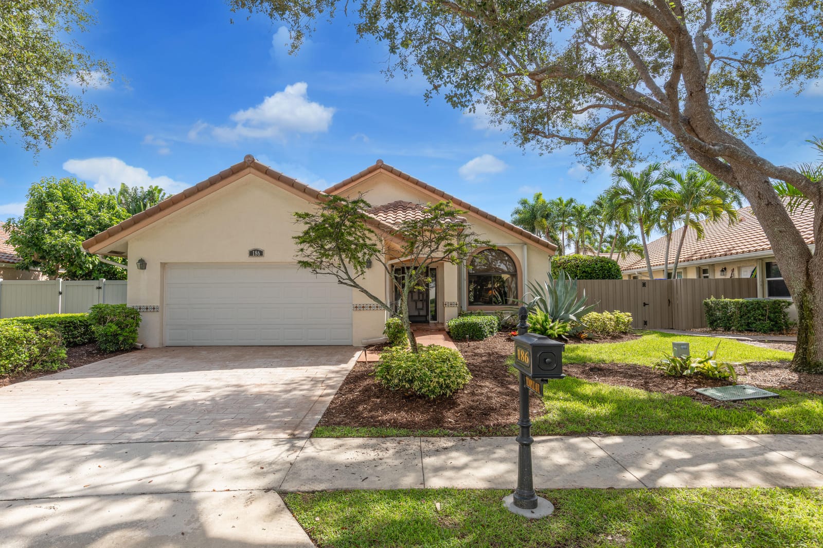 186 Temple Avenue, Boynton Beach, FL 33436 photo 3