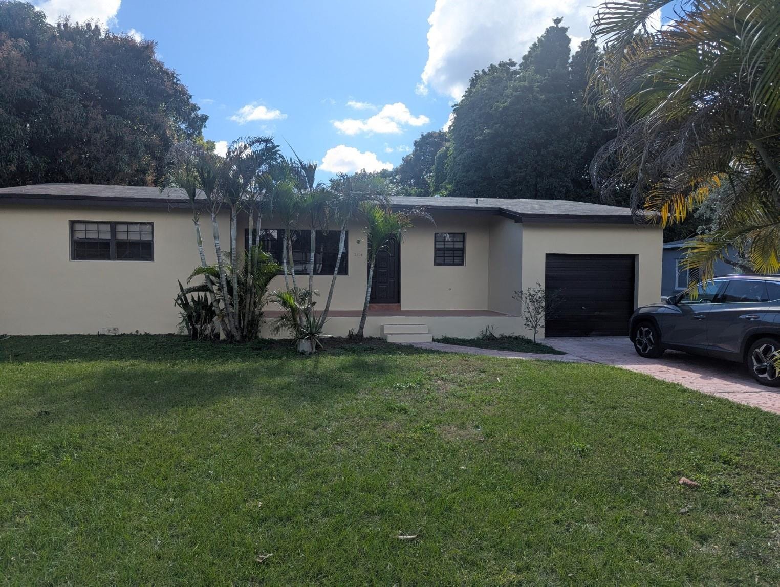2708 Adams Street — photo 2