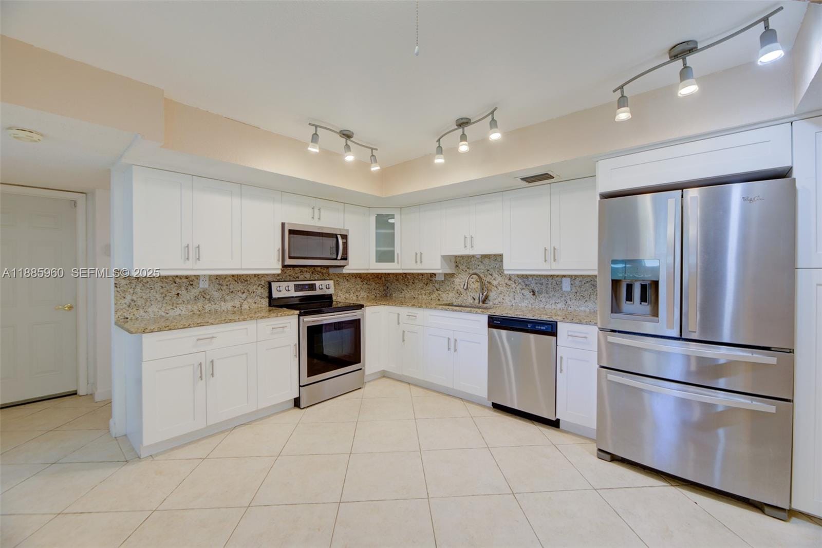 8662 Bridle Path Court 115A, Davie, FL 33328 photo 19