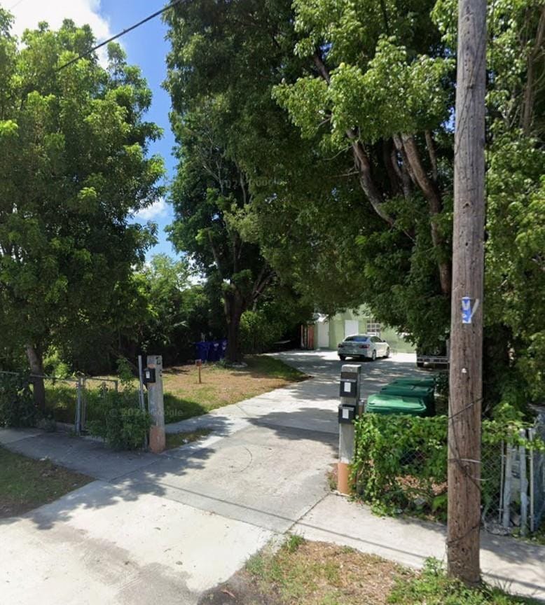 773 NW 34th Street — photo 2