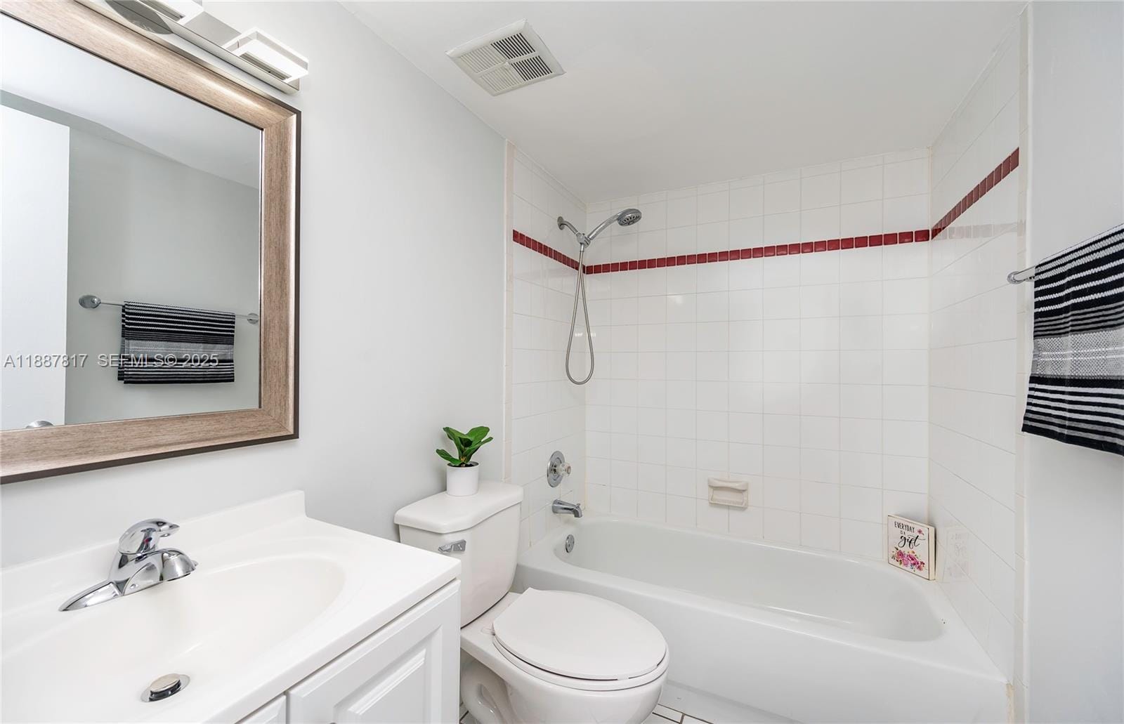 802 NW 87th Avenue 216, Miami, FL 33172 photo 11