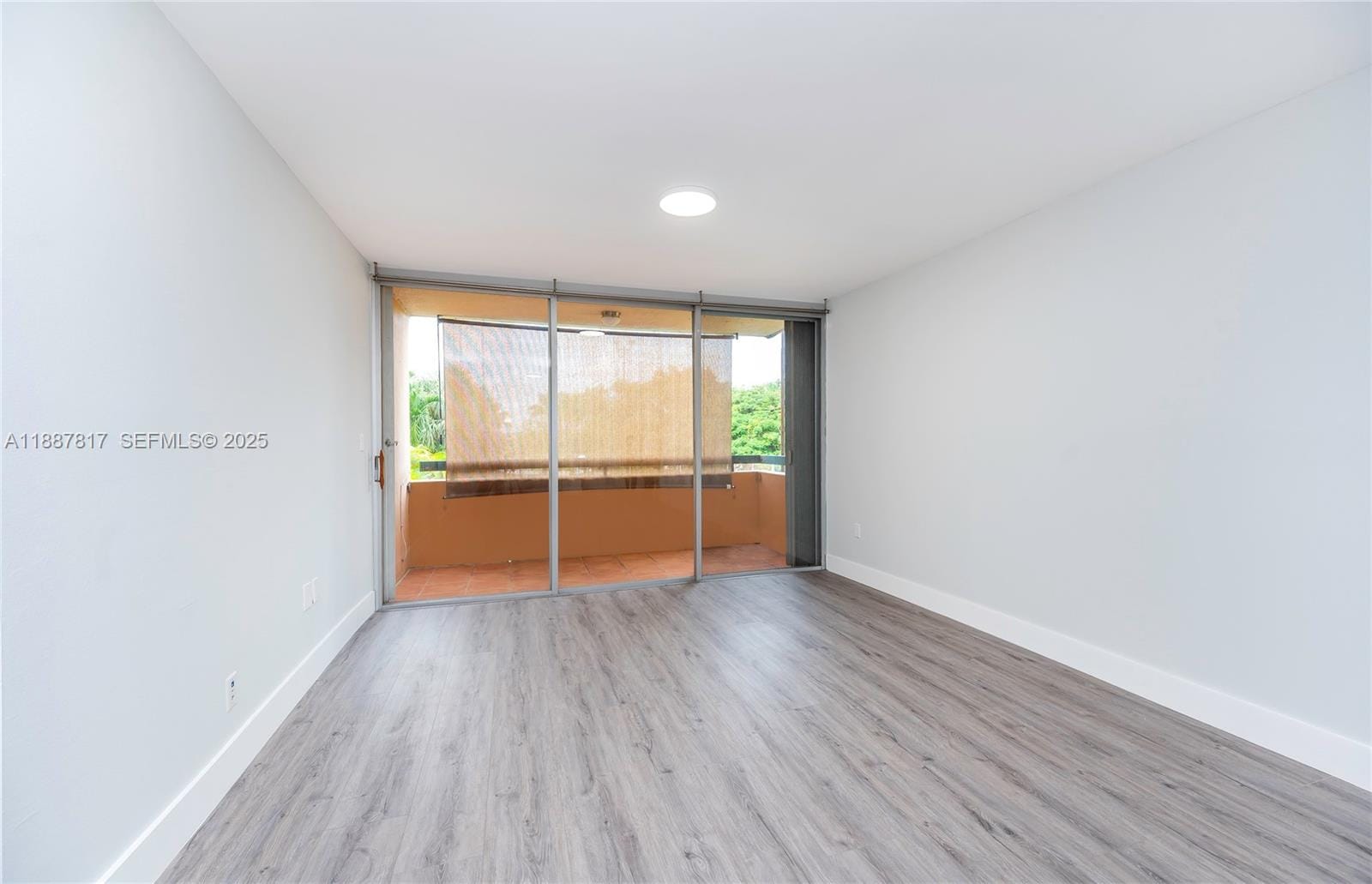 802 NW 87th Avenue 216, Miami, FL 33172 photo 8