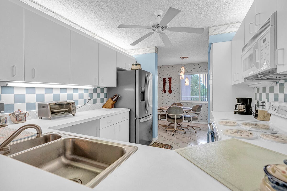 7562 Trent Drive 306, Tamarac, FL 33321 photo 9