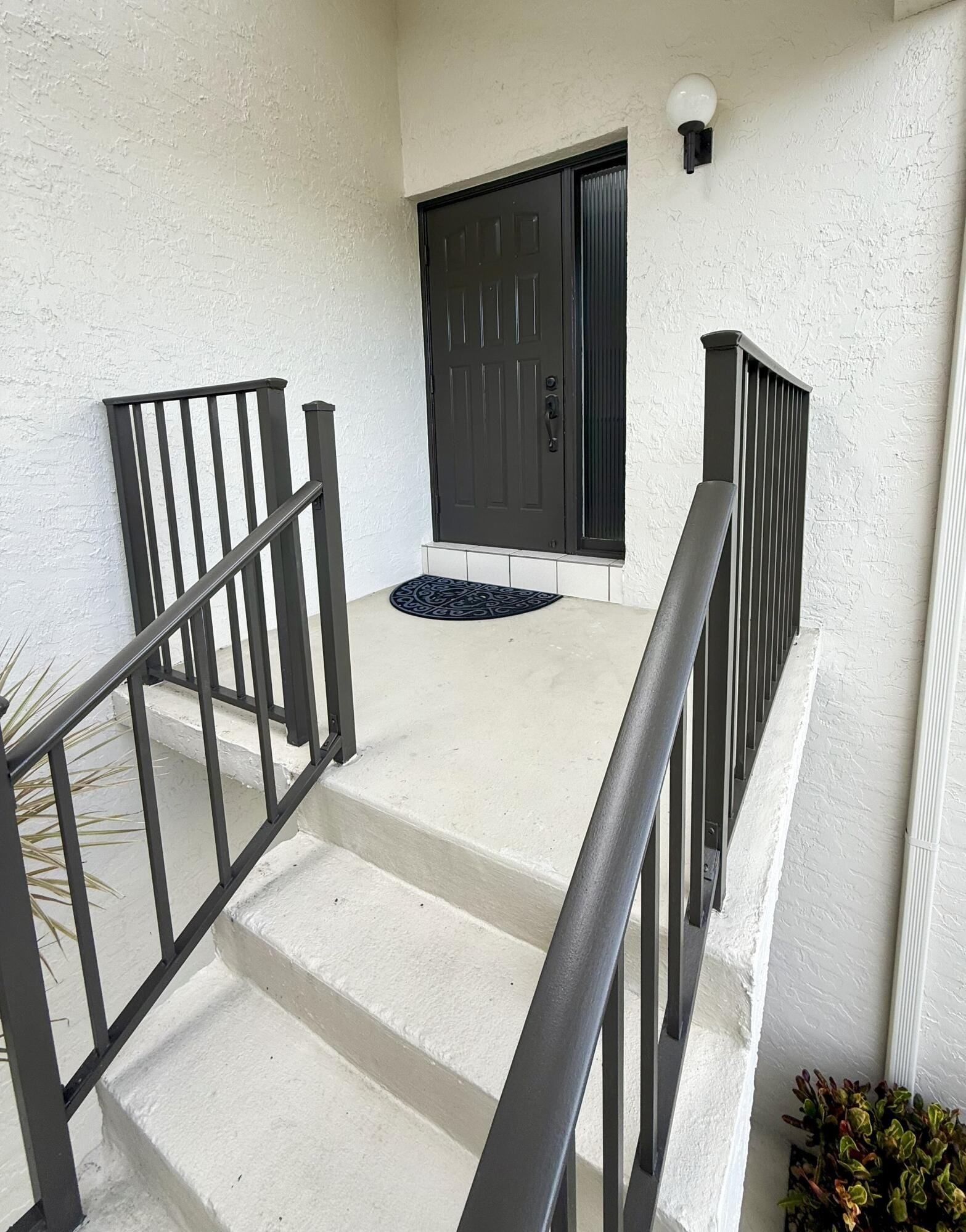 702 Wingfoot Drive D — photo 4
