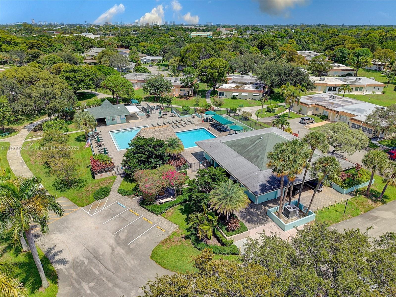 2804 SW Natura Boulevard D, Deerfield Beach, FL 33441 photo 11